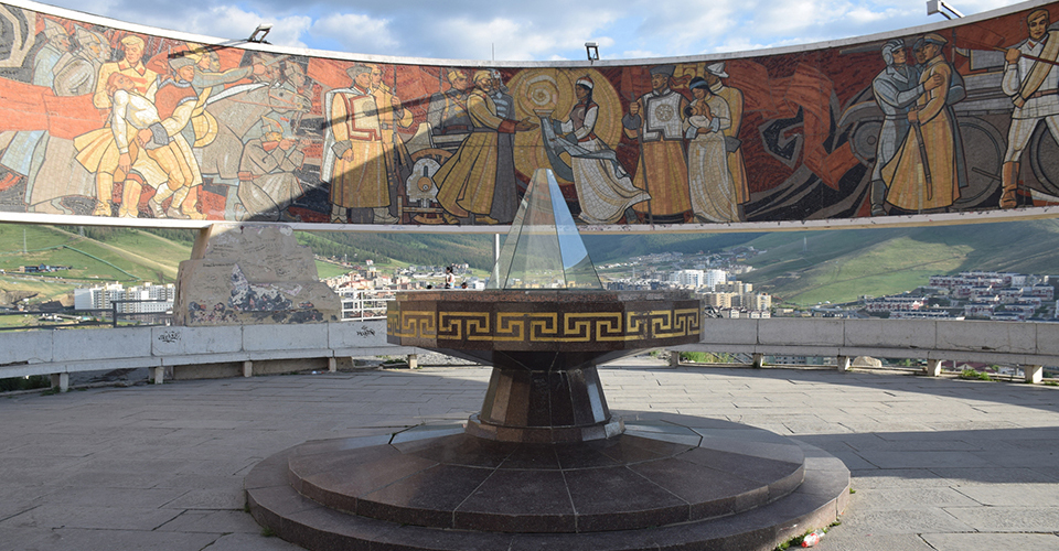 ザイサン・トルゴイの丘（イメージ）