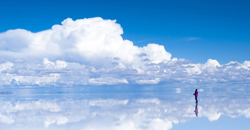 ウユニ塩湖の絶景（イメージ）