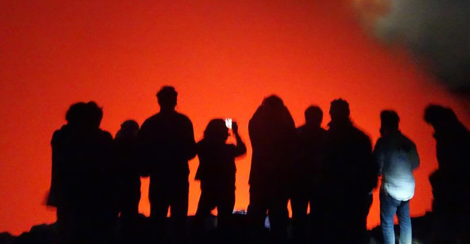 火口の様子（イメージ）