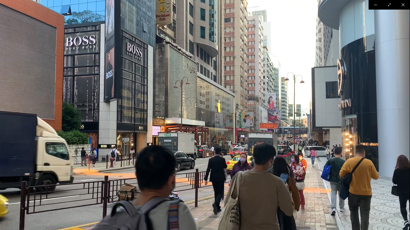 香港の中心部・チムサーチョイの様子／現地旅行会社スタッフ撮影