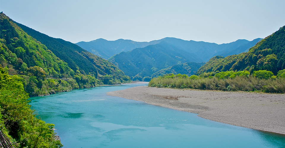 四万十川(イメージ)