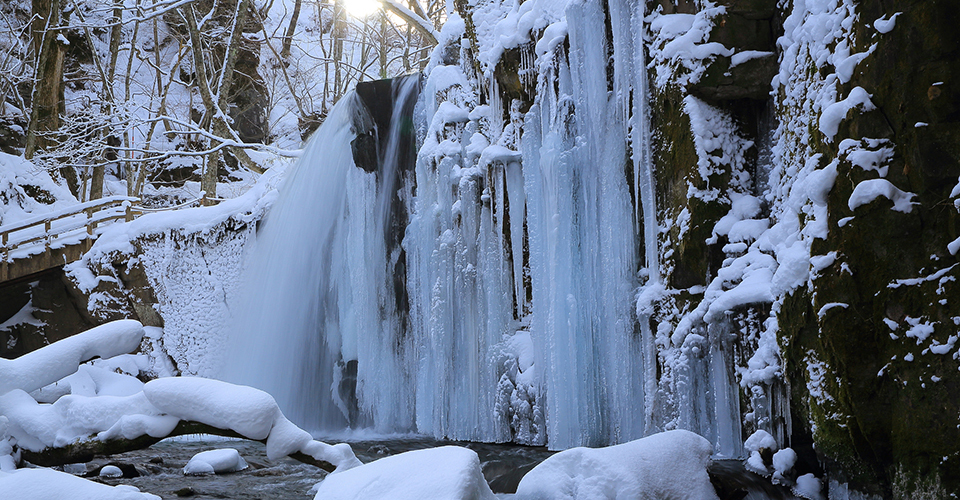奥入瀬渓谷の氷瀑(イメージ)