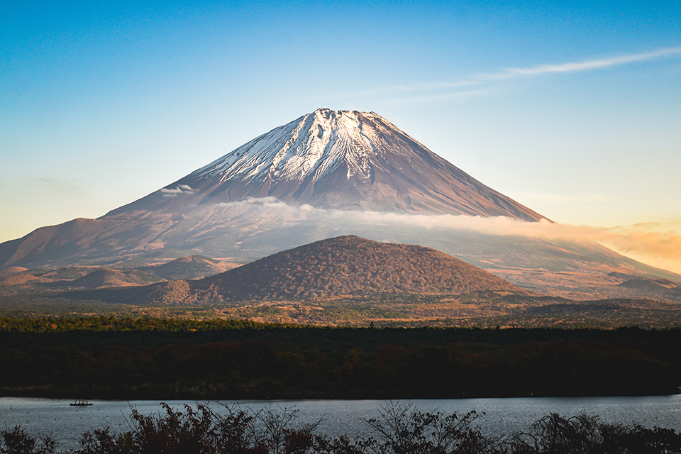 精進湖（イメージ）/「FallinMt.Fuji」茨城県のPN.Taraさんの作品