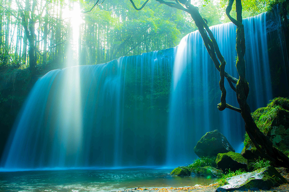 Kumamoto Prefecture, Nabegataki (Image) / "Water Curtain" Saga Prefecture's PN. Mabo's work