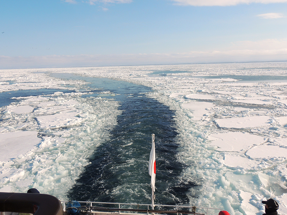 網走（イメージ）/「流氷（航跡）」茨城県のPN.博写翁さんの作品