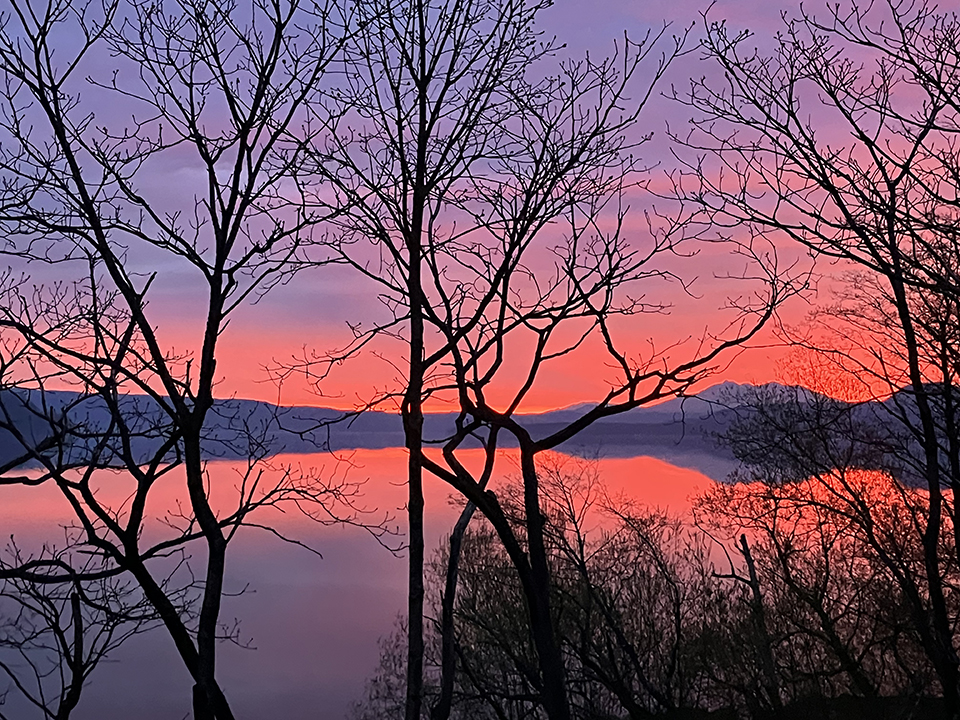 屈斜路湖（イメージ）/「もしかしてオーロラ？」東京都の石井 こずえさんの作品