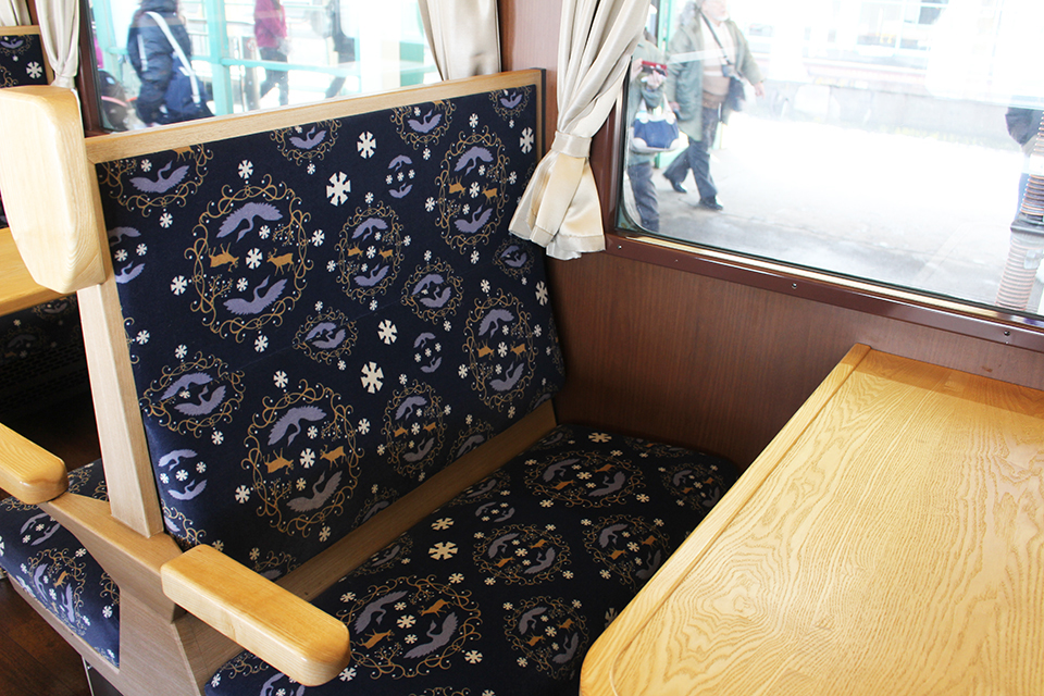 3号車。客車により内装デザインが異なります（イメージ）