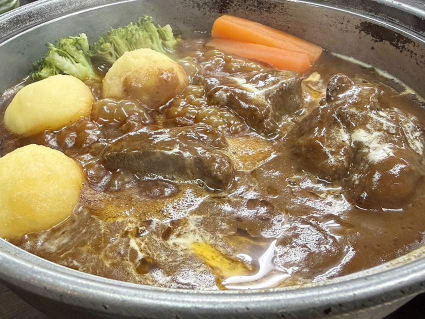 具だくさんのビーフシチュー（イメージ）