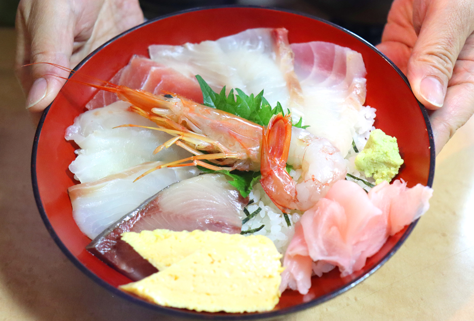 海鮮丼のランチ（イメージ）