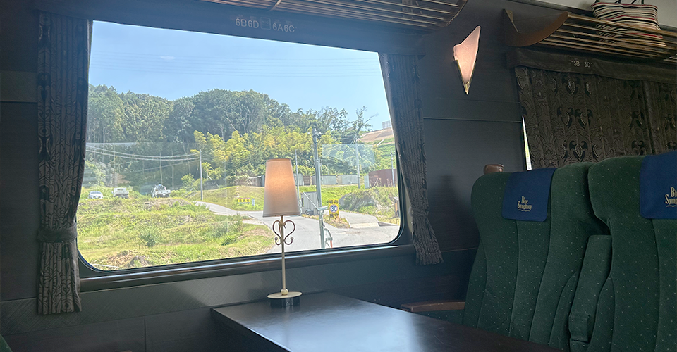 車窓からの景色（イメージ）