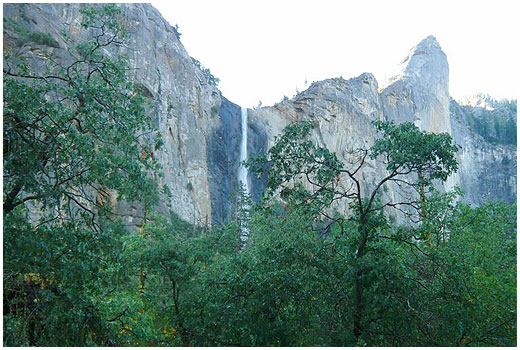 ブライダルベール滝(イメージ)