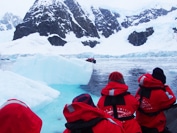 ボートクルージング（イメージ）