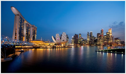 マリーナ・ベイ・サンズの夜景 ©ASEAN-Japan Centre（イメージ）