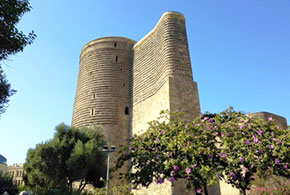 アゼルバイジャン バクーの乙女の塔(イメージ)