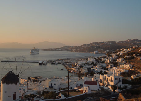 ギリシャ ミコノス島の夕日(イメージ)