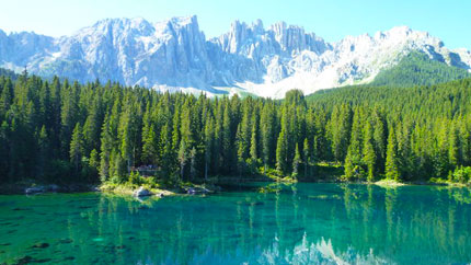 カレッツァ湖のイメージ