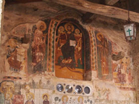 メガロ・メテオロン修道院・教会の外壁 (イメージ)