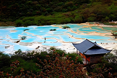 黄龍五彩池（イメージ）