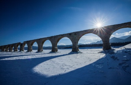 冬のタウシュベツ川橋梁（イメージ）※積雪状況は天候により変わります。