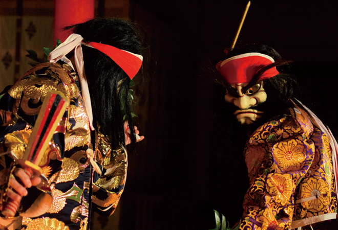出雲神楽(写真提供：出雲観光協会／イメージ）
