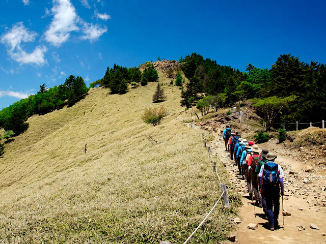 日帰り登山特集 旅行・ツアー