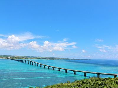 来間大橋（イメージ）※車窓観光の場合もあります。詳細は各コース行程をご確認ください。