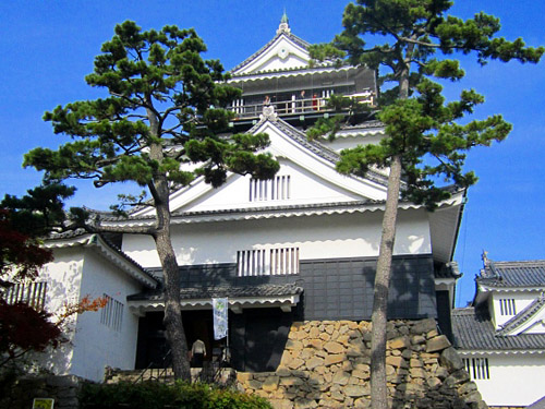 岡崎城（イメージ）