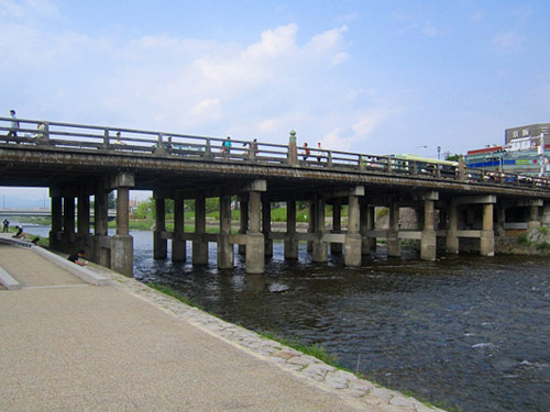 京都三条大橋（イメージ）