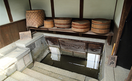 �n�����𗘗p����u�J�o�^�v�ɑ΂��A��̐��𐶊��ɗ��p����u�J���g�v�B�ߍ]�����̉��~�ՂŌ��邱�Ƃ��ł��܂�