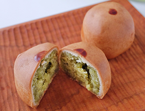 �߉��s�Y�������ᓤ���g���������Q���A�a�O�~�����i�Ȕ�ɕ�񂾏����Ől�C�̏Ă��\���ł�